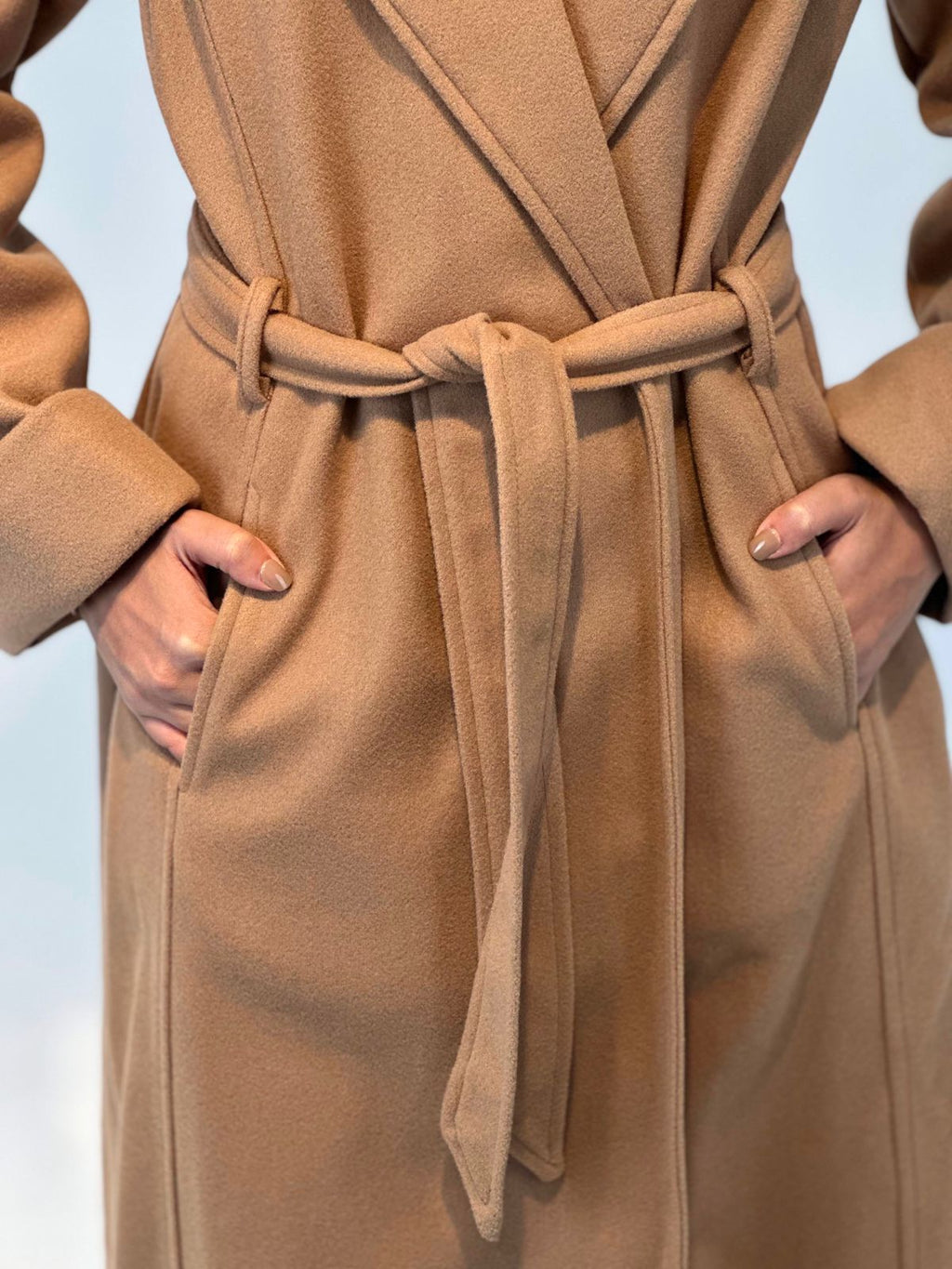 Elegant Winter Overcoat Camel Color with Belt