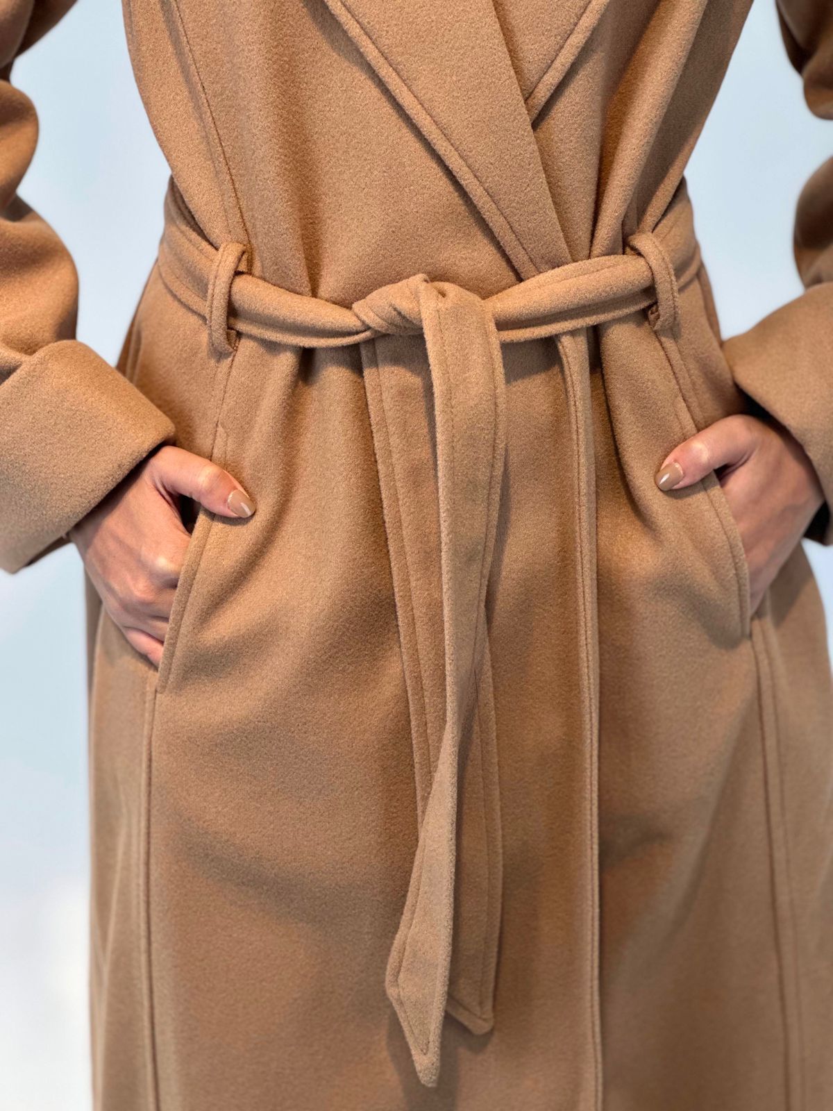 Elegant Winter Overcoat Camel Color with Belt