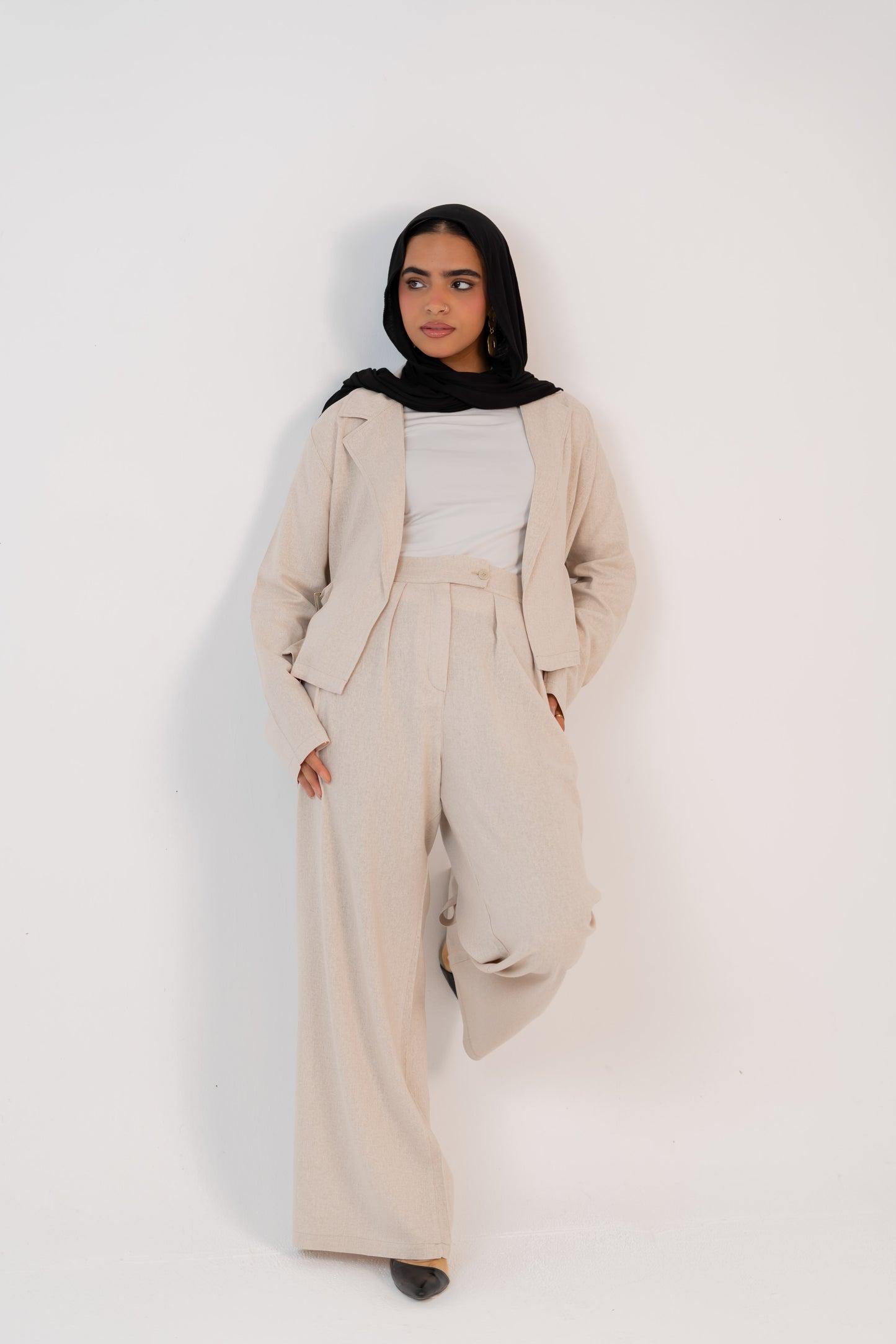 Aurora Belted Linen Blend Set